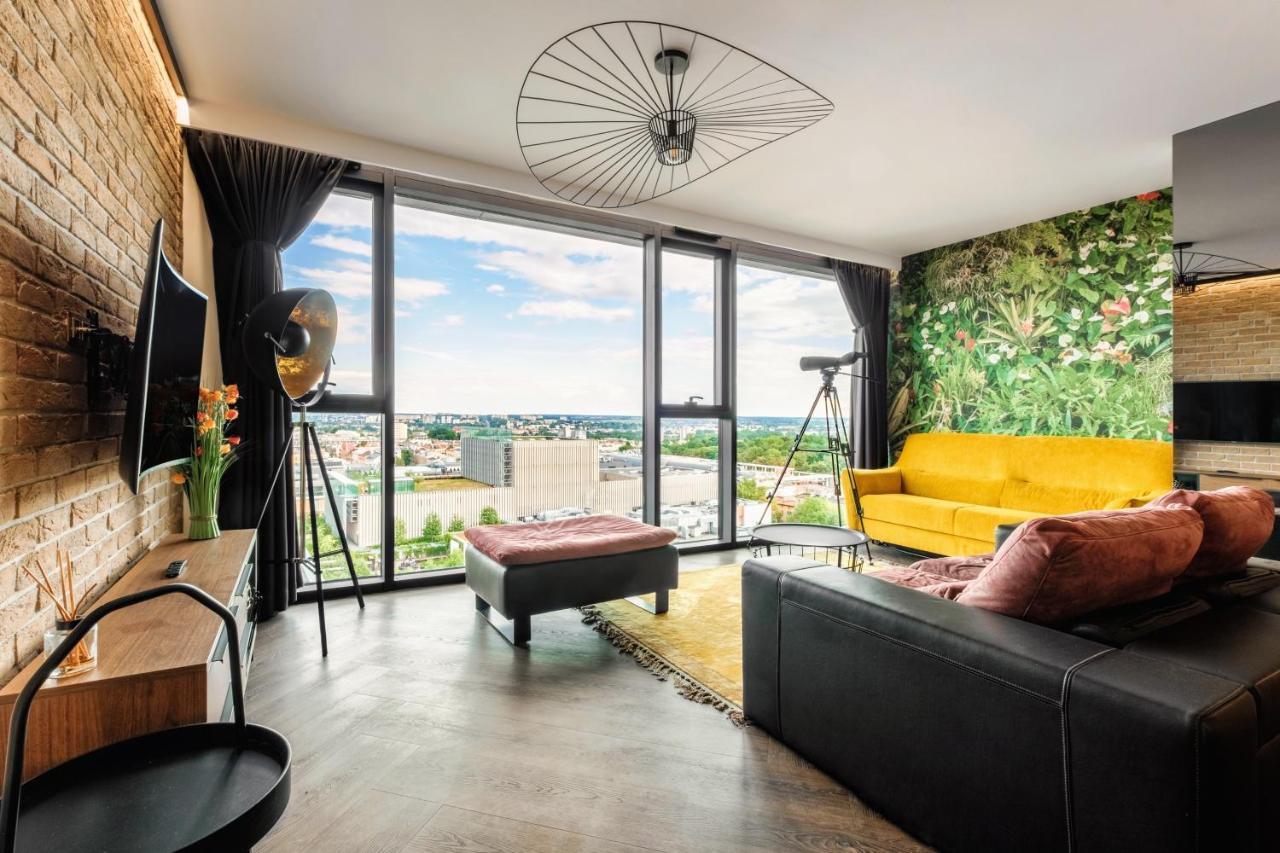 Skyview Suite - Niepowtarzalny Widok I Basen Люблин Екстериор снимка